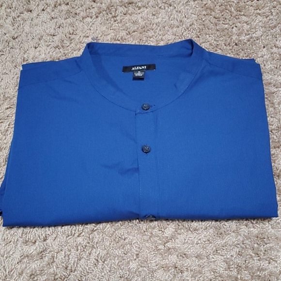 Bishop Neck Alfani Shirt - Picture 4 of 4